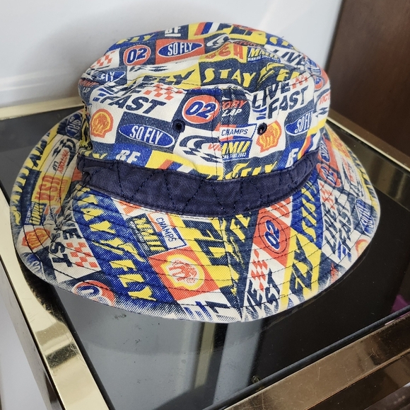 Vintage Born Fly Bucket hat Y2K - Picture 2 of 6